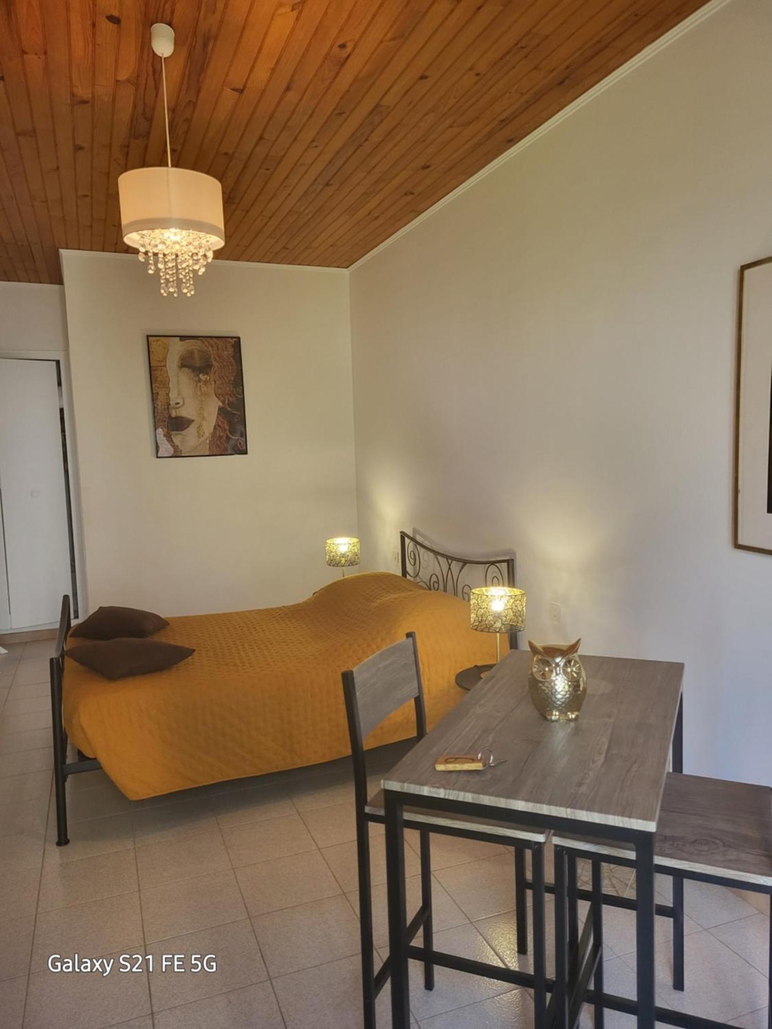Chez Isabelle Bed & Breakfast Luri Екстериор снимка